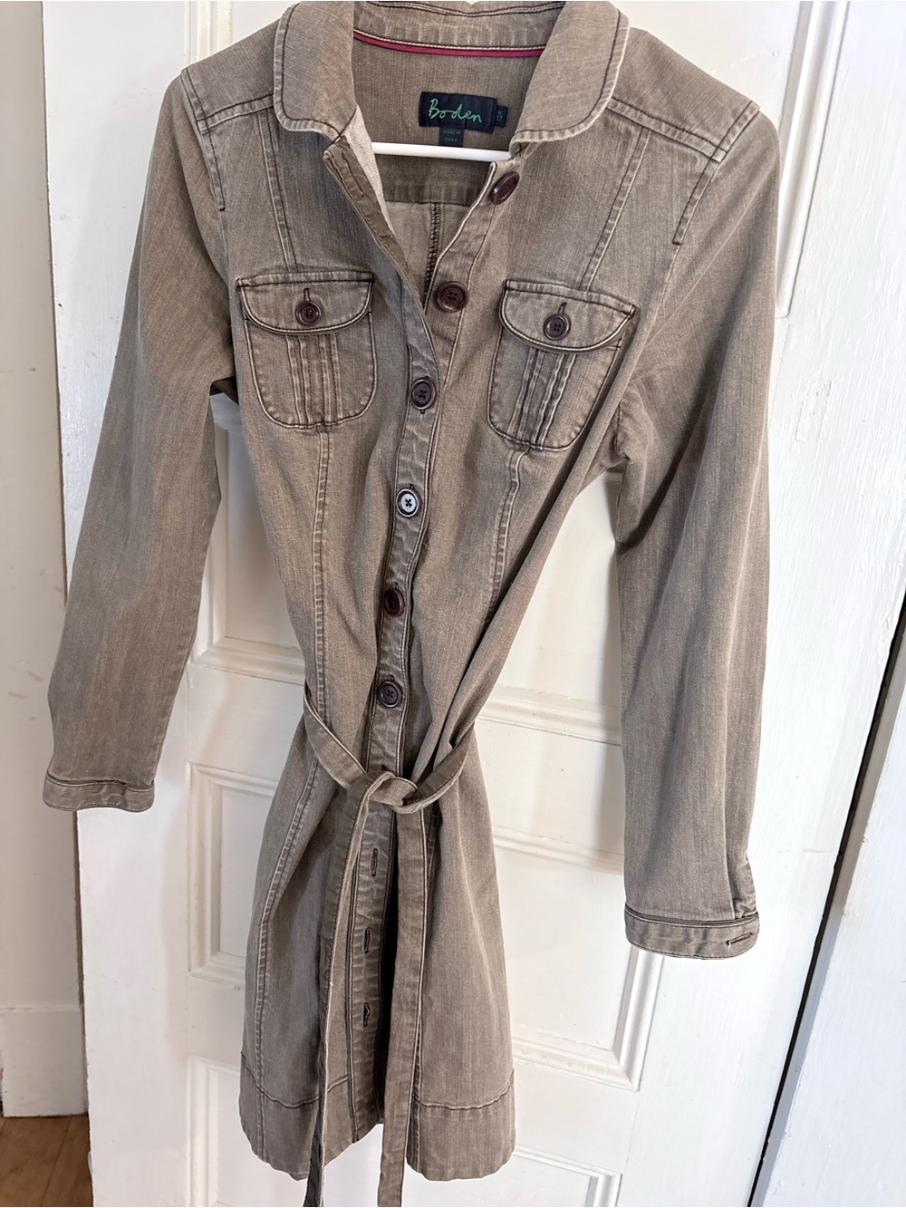 Boden Taupe Button-Front Utility Jean Jacket dress with Tie Waist